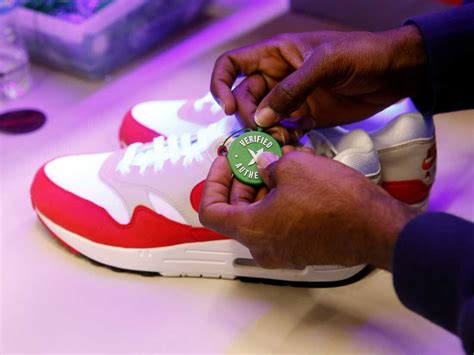 nike claims stockx is selling fake shoes|nike sues stockx.